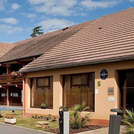 Campanile Hotel Mayenne Exteriör bild