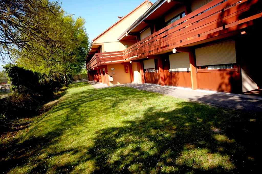 Campanile Hotel Mayenne Rum bild